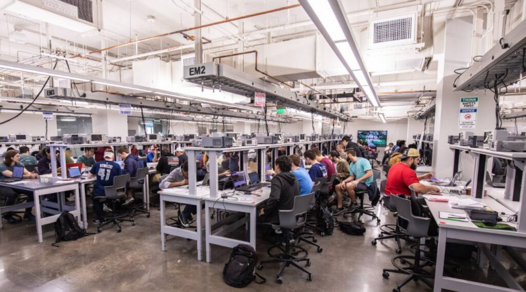 photo ٢٠٢٥ ٠٧ ٢٣ ١٩ ٢٨ ٣٦